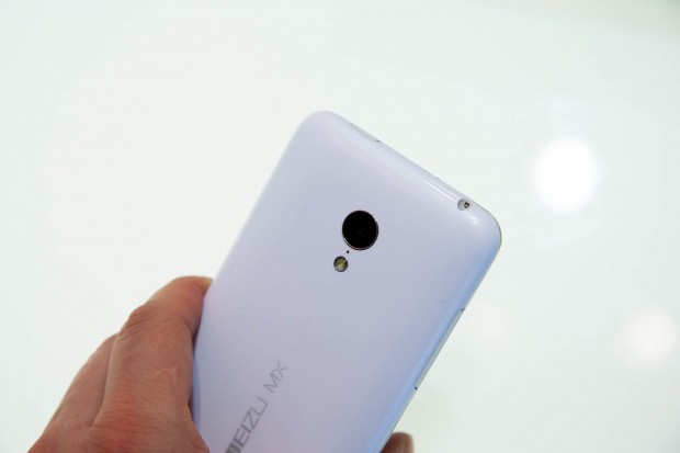 Die Rückseite des MX3 mit der 5-Megapixel-Kamera